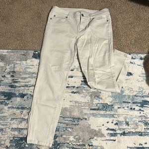 Ann Taylor Loft: Tan Capri Jeans